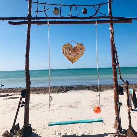 Pachamama Holbox - Hostel & Private Apartments Exterior photo